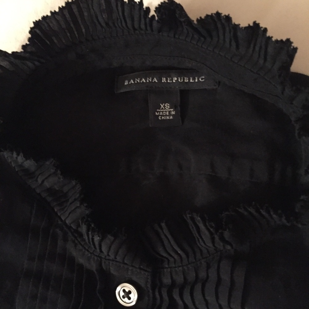 *Like New* Banana Republic button-down